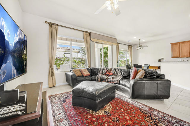 MLS #219133746DA image #5