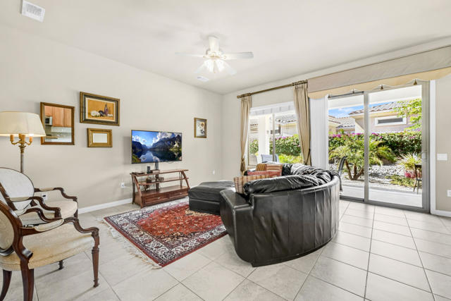 MLS #219133746DA image #6