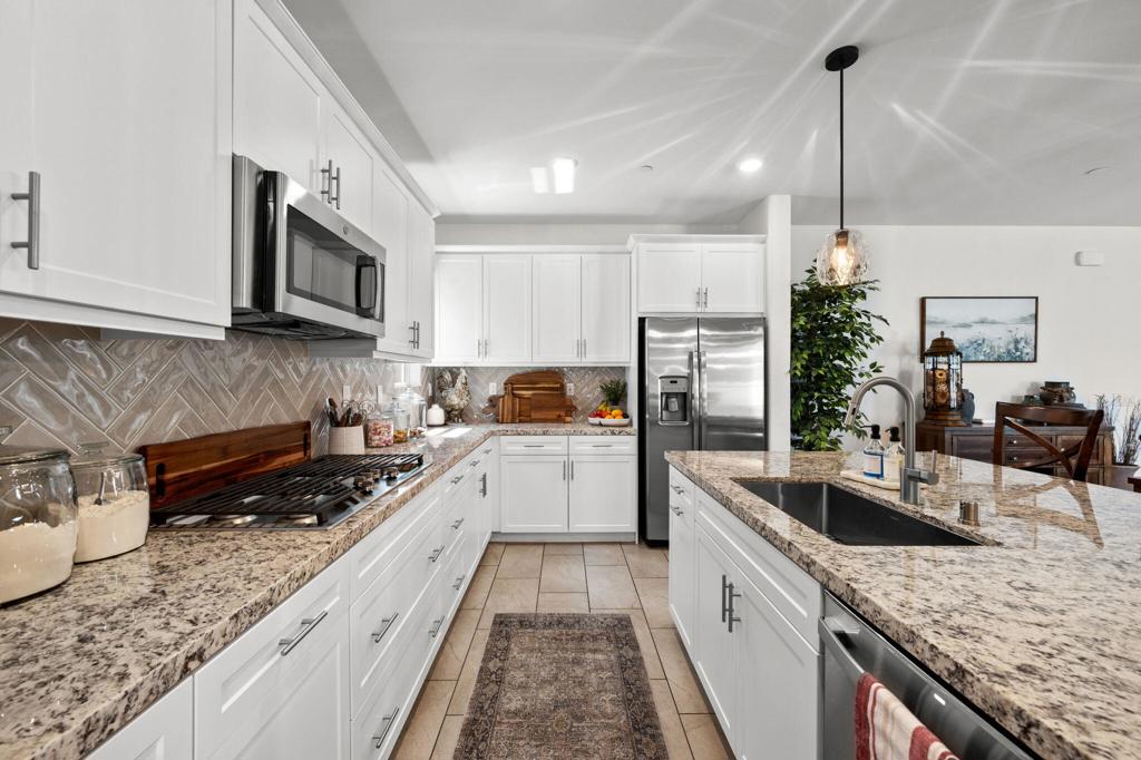 MLS #219133751DA image #12