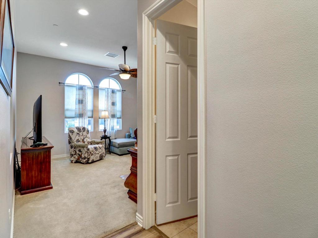 MLS #219133773DA image #6