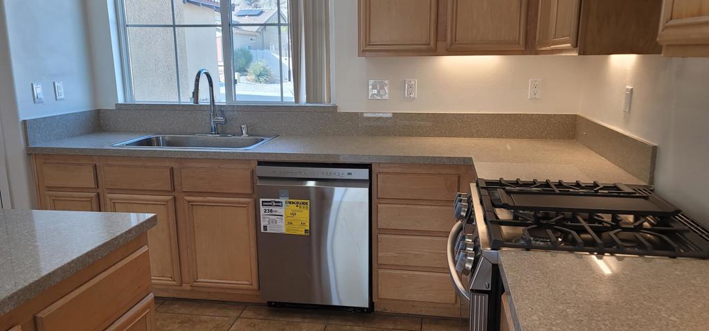 MLS #219133794PS image #4