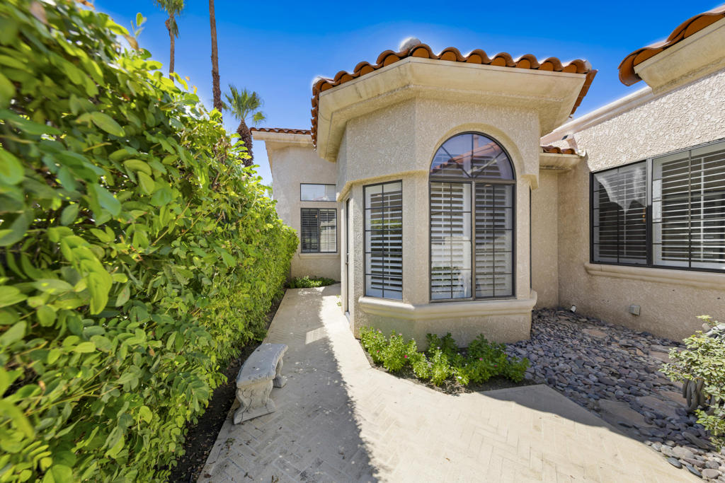 MLS #219133805DA image #1