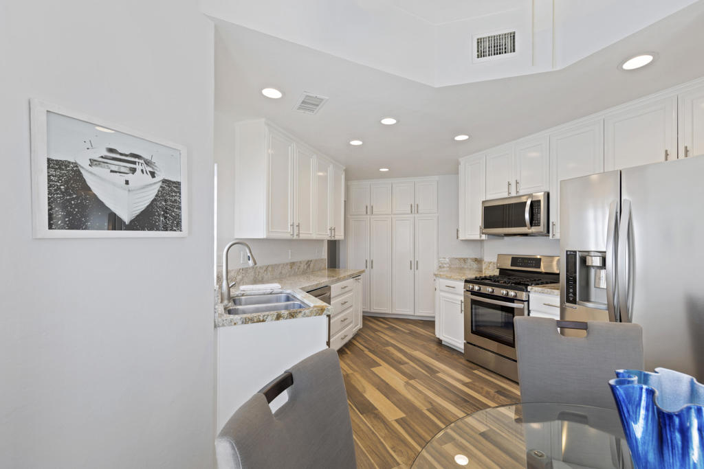 MLS #219133805DA image #10