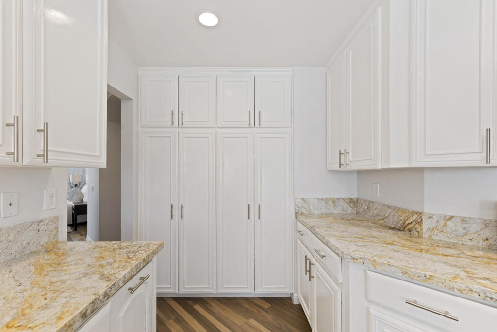 MLS #219133805DA image #11