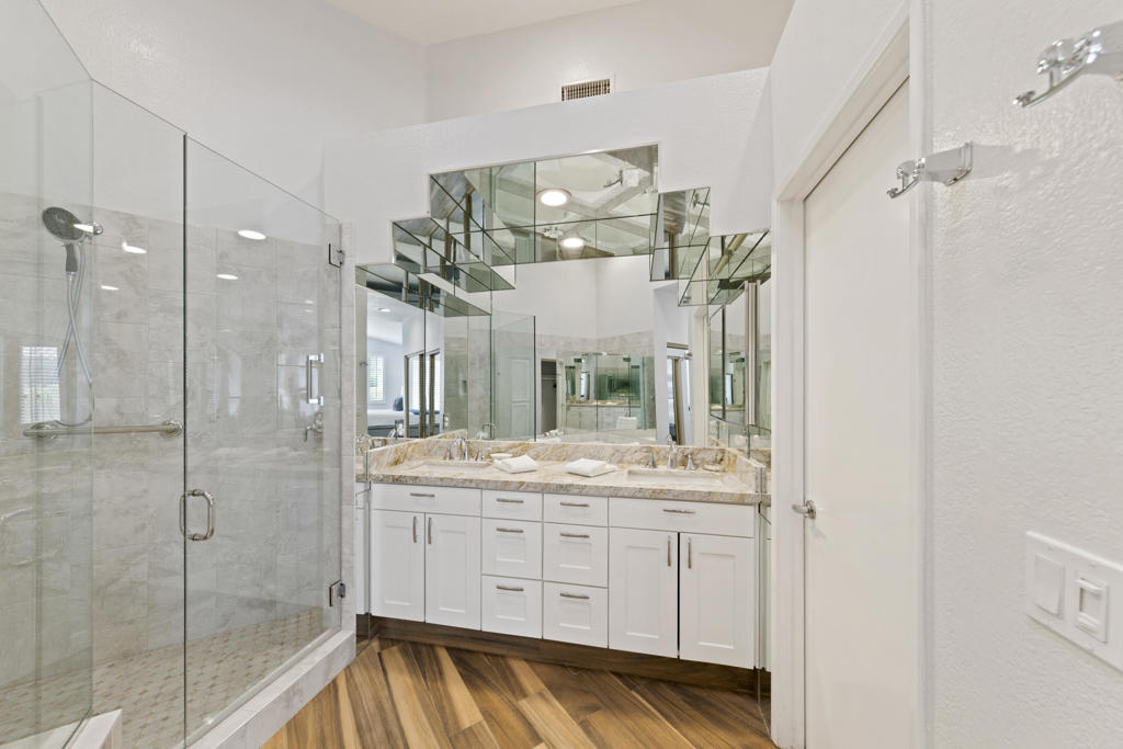 MLS #219133805DA image #16