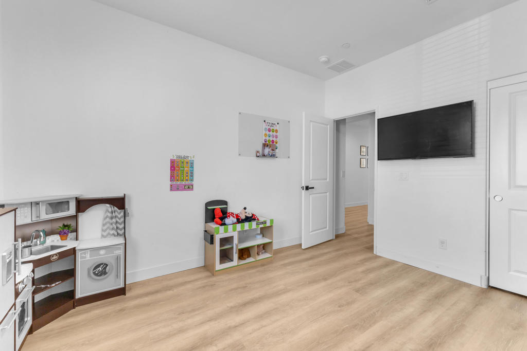 MLS #219133846DA image #23