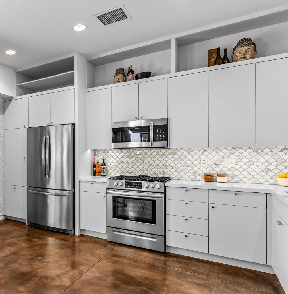 MLS #219133873PS image #0