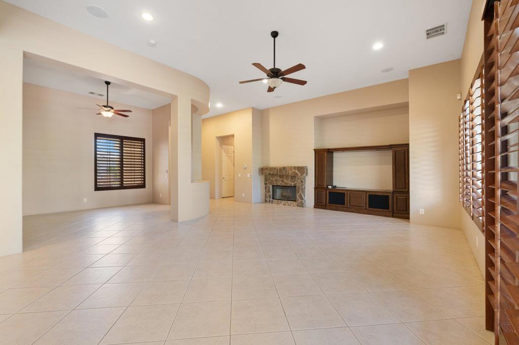 MLS #219133875DA image #17