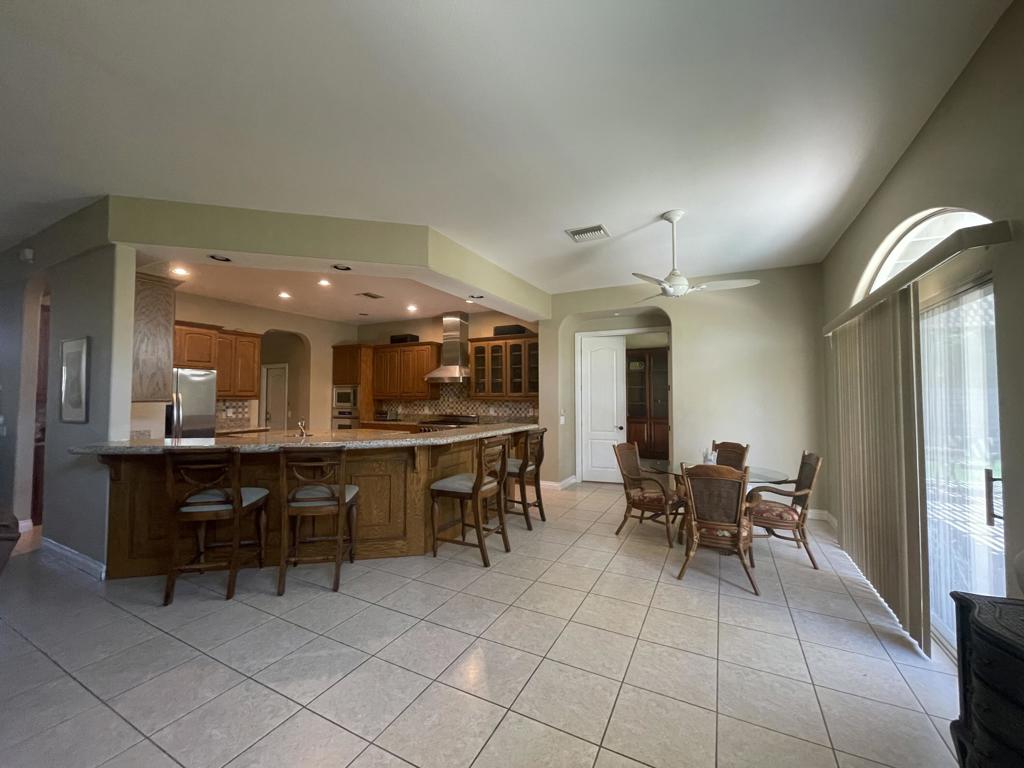 MLS #219133934DA image #4