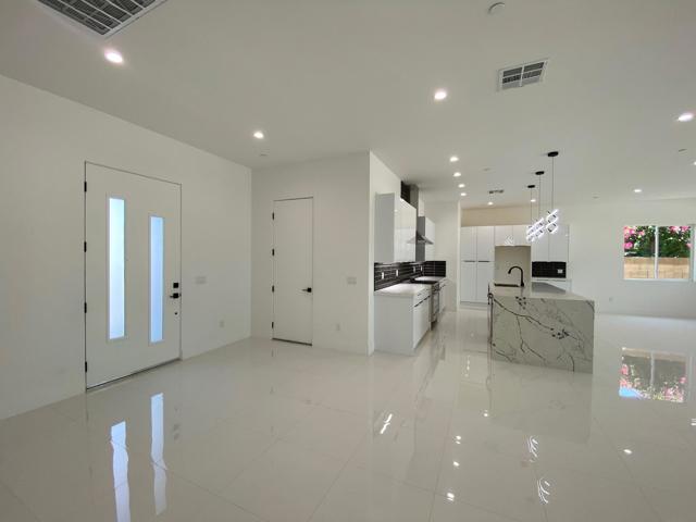 MLS #219133942DA image #2