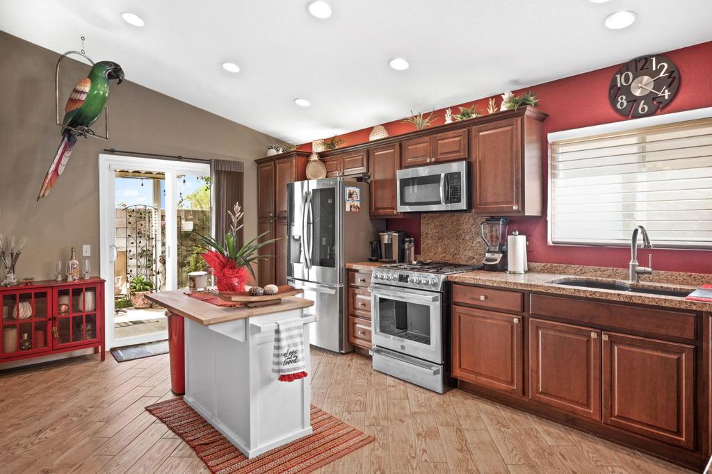 MLS #219133951DA image #2