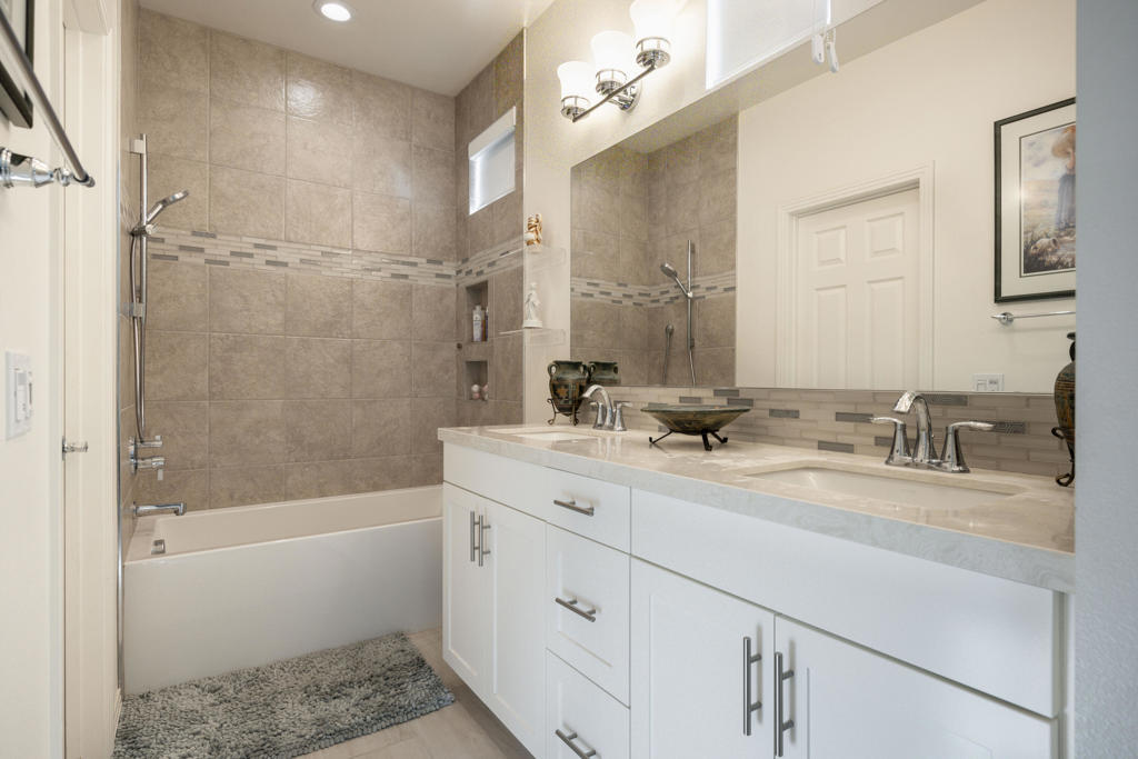 MLS #219133968DA image #10