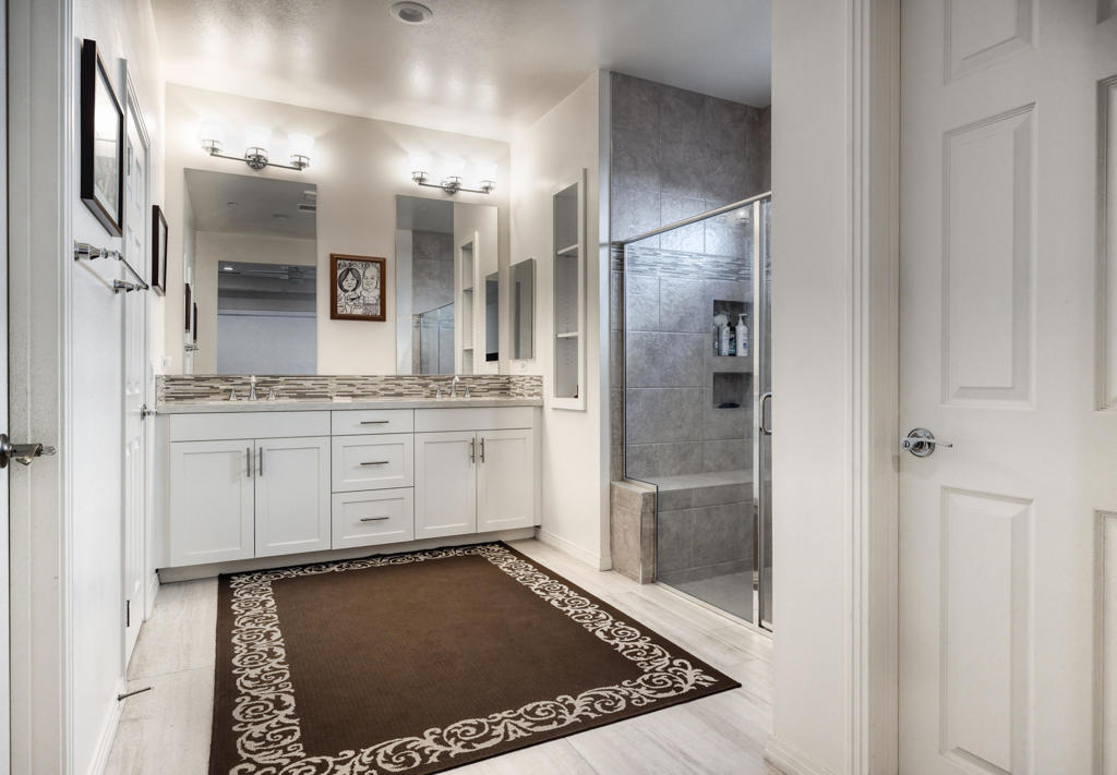 MLS #219133968DA image #12