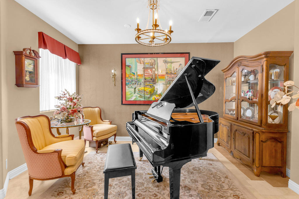 MLS #219133969DA image #2