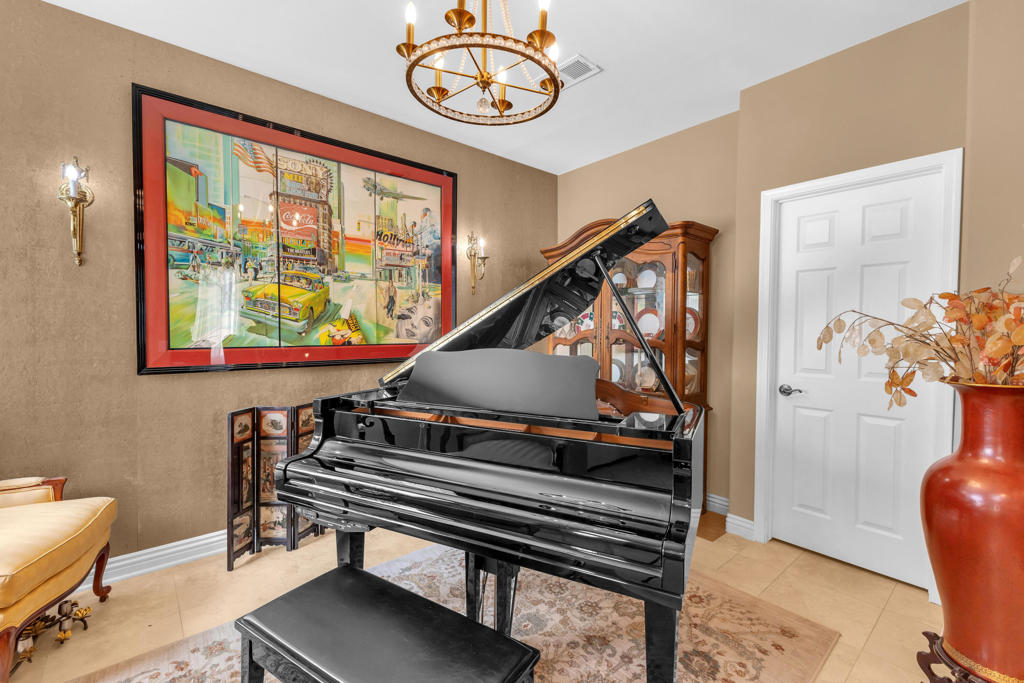 MLS #219133969DA image #3