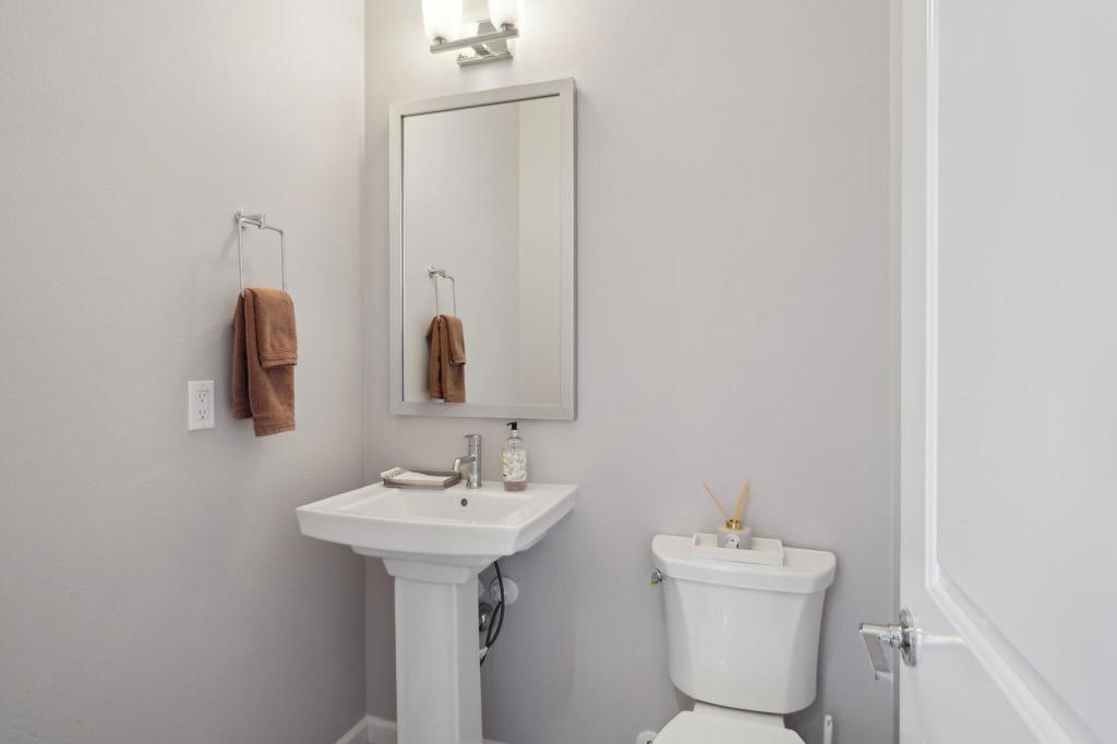 MLS #219133996DA image #25