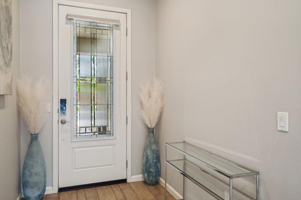 MLS #219133996DA image #4