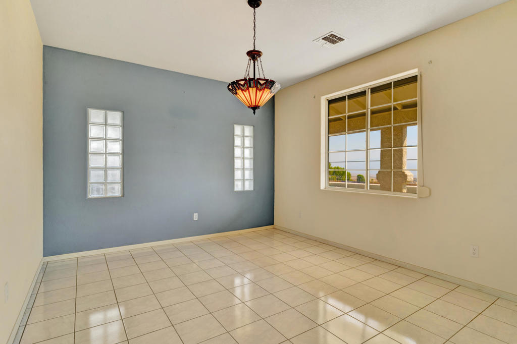 MLS #219133998DA image #5