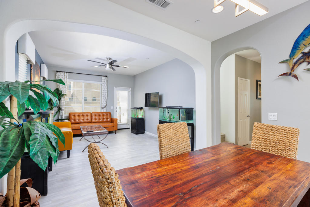 MLS #219134131DA image #4