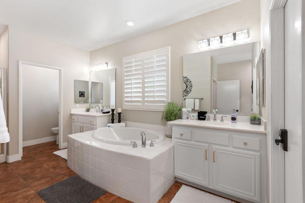 MLS #219134204DA image #29