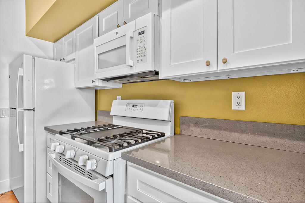 MLS #219134212DA image #10