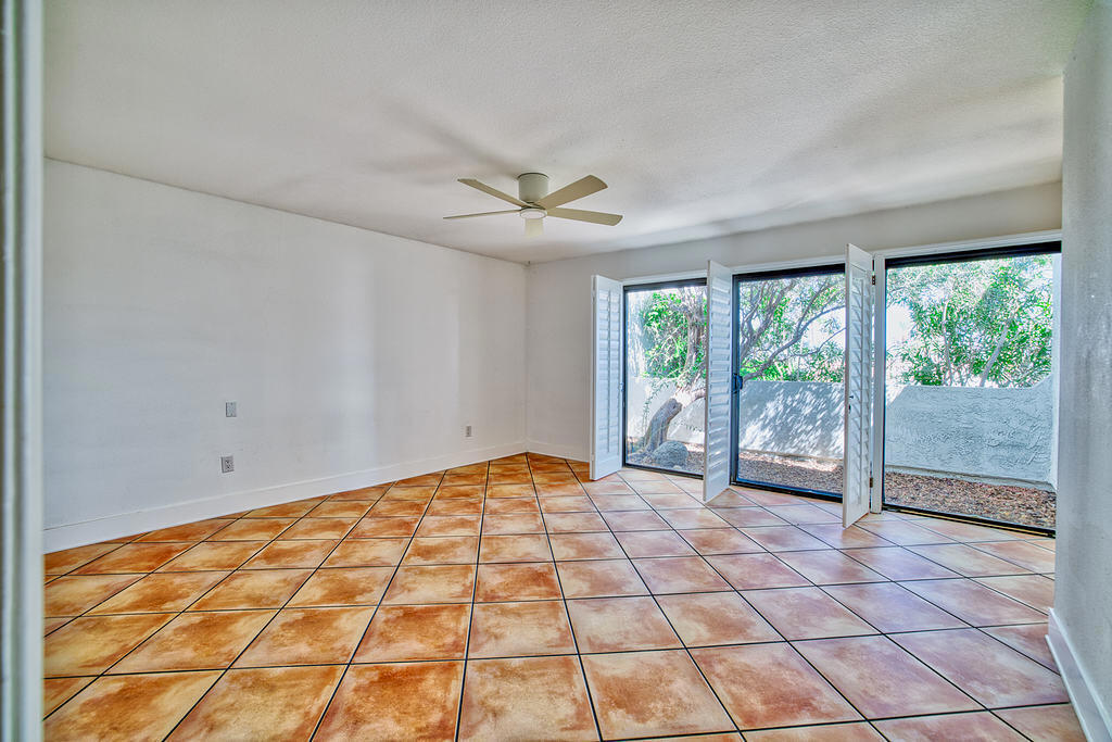 MLS #219134212DA image #12