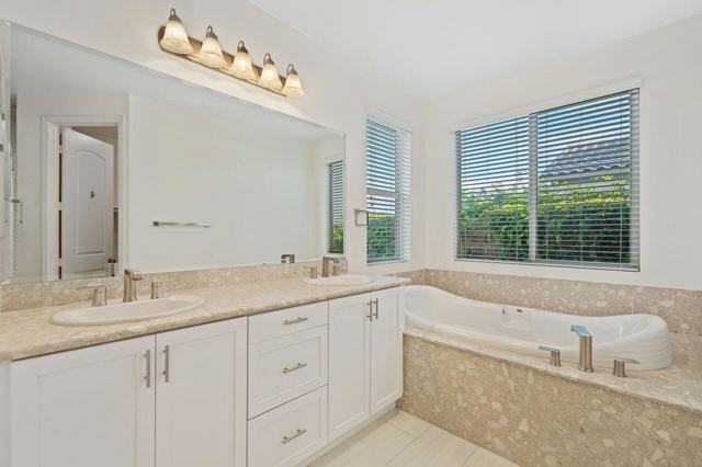 MLS #219134231DA image #12