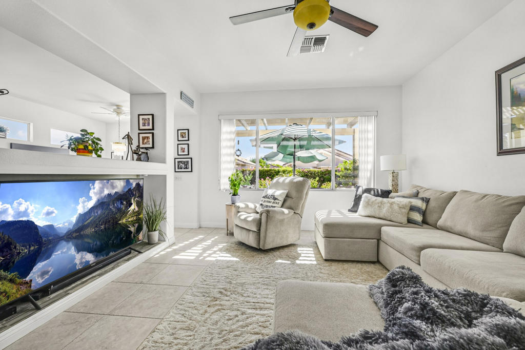 MLS #219134237DA image #3