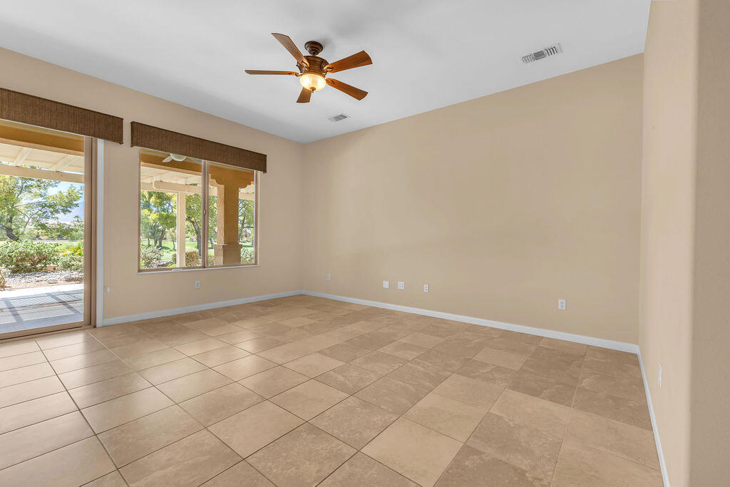 MLS #219134238DA image #4