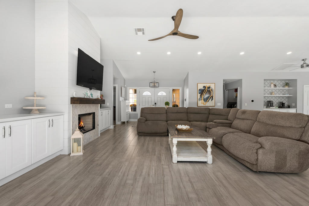 MLS #219134241DA image #4