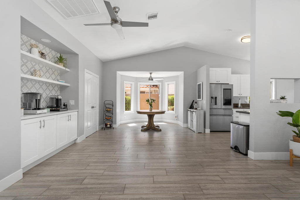 MLS #219134241DA image #5