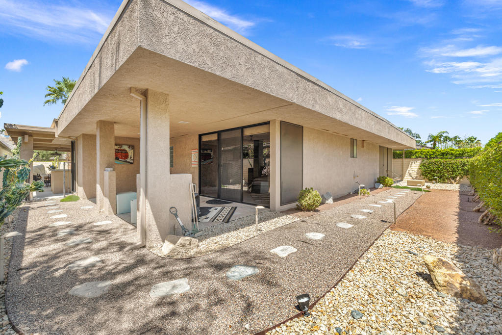 MLS #219134249DA image #16