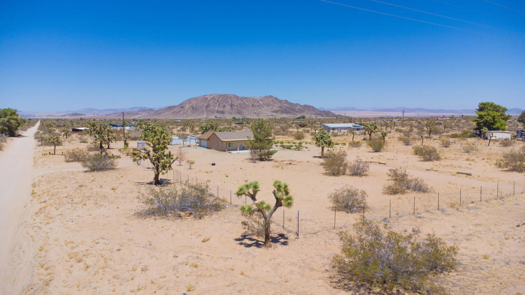 MLS #219134333PS image #3