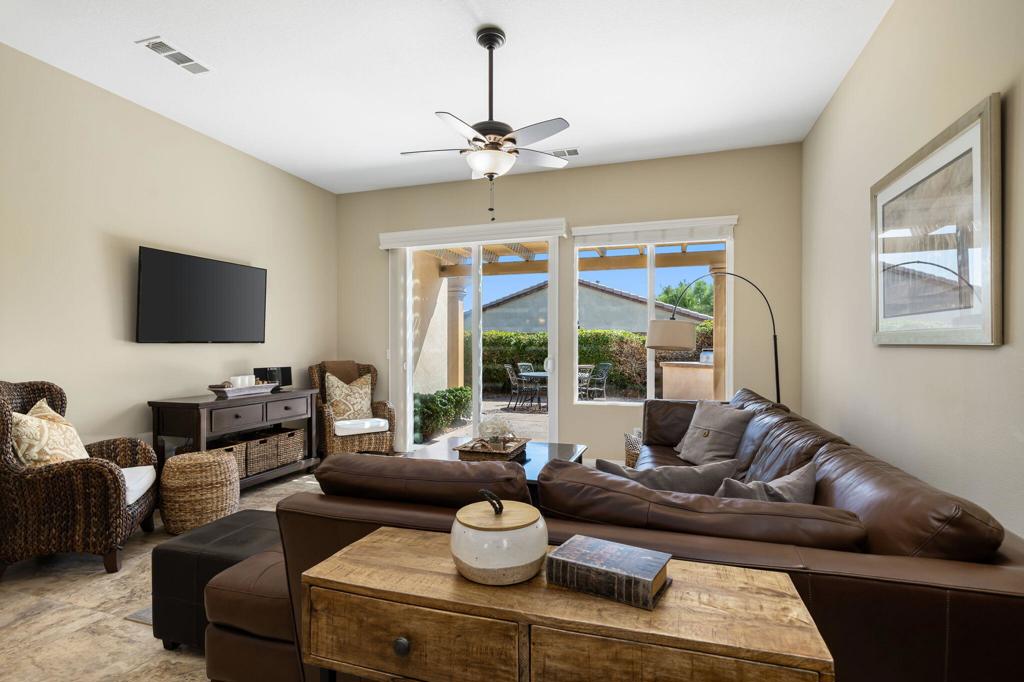 MLS #219134380DA image #10