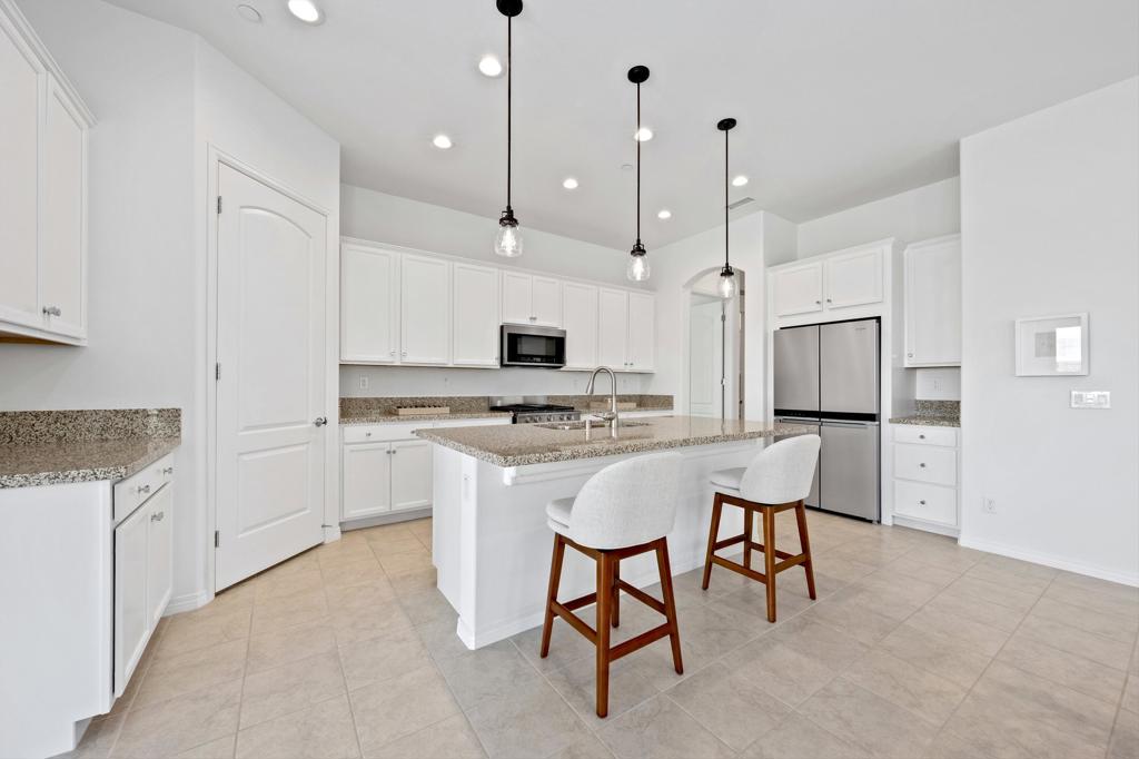 MLS #219134433DA image #4