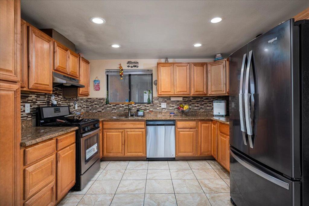 MLS #219134477PS image #5