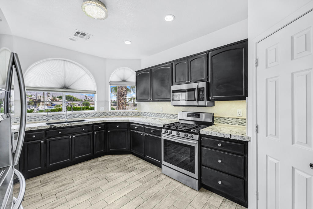 MLS #219134511DA image #7