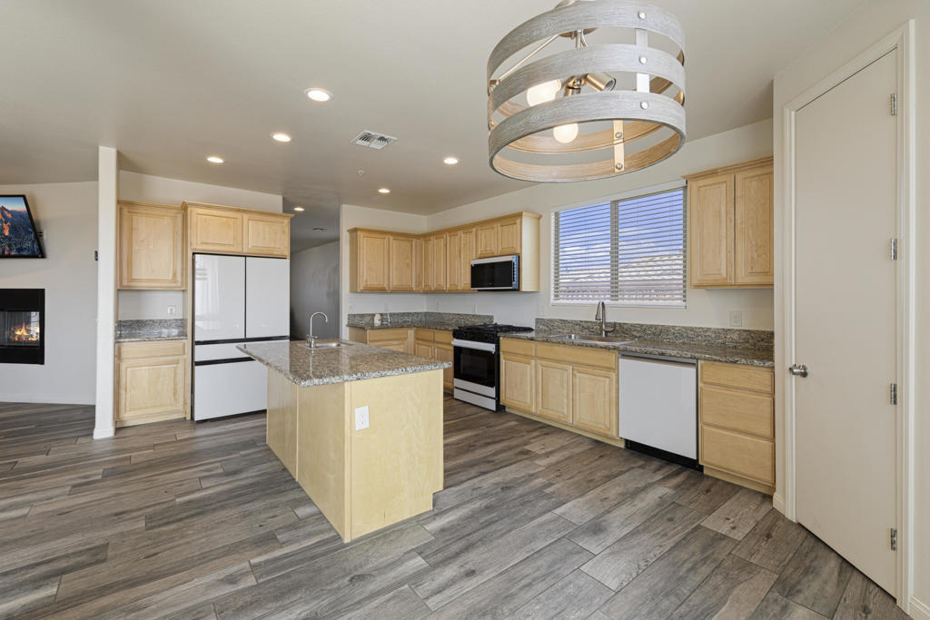 MLS #219134533DA image #7