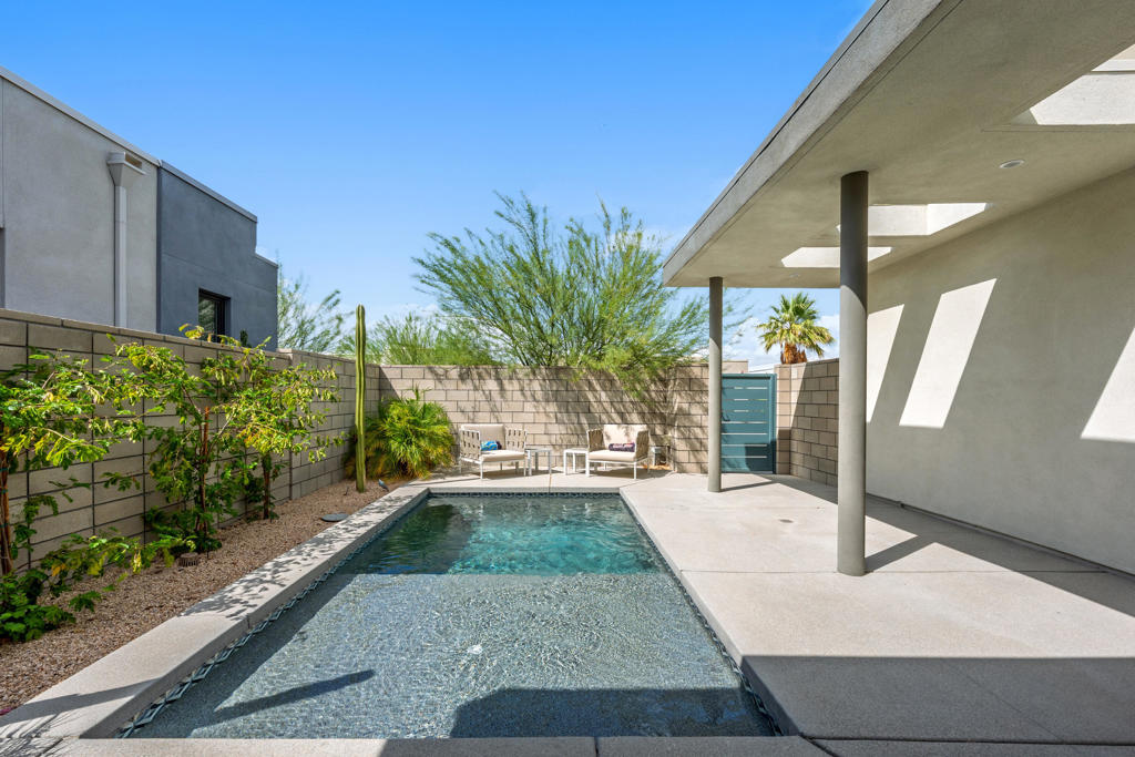 MLS #219134585PS image #2