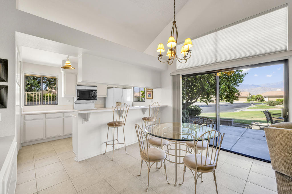 MLS #219134601DA image #4