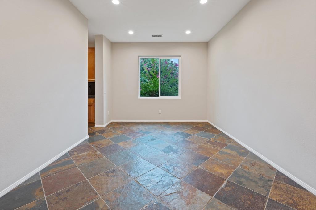 MLS #219134607DA image #20