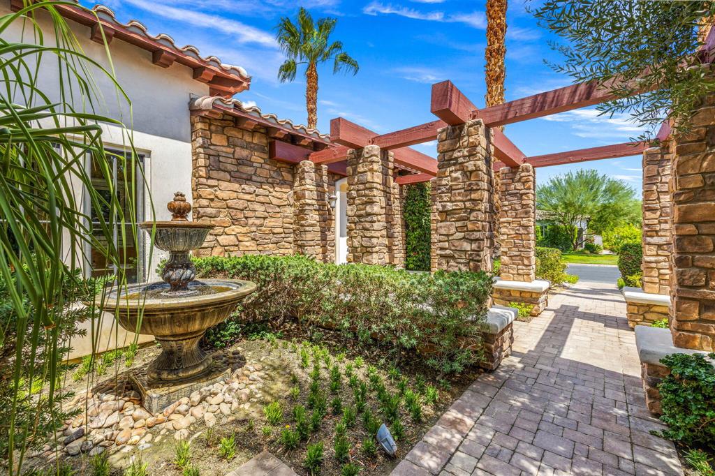 MLS #219134624DA image #5