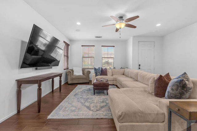 MLS #219134636DA image #4