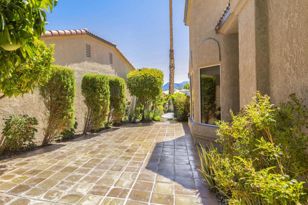 MLS #219134666DA image #9