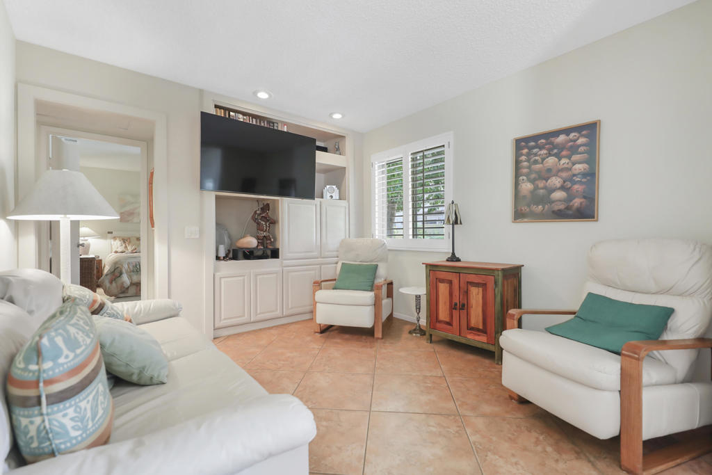 MLS #219134672DA image #10