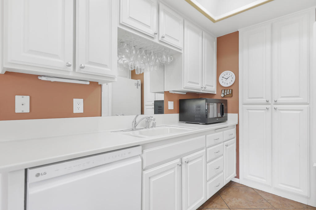 MLS #219134672DA image #4