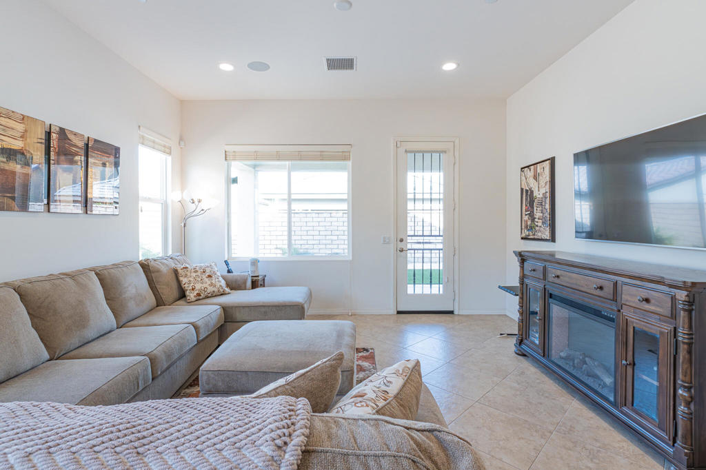 MLS #219134712DA image #17