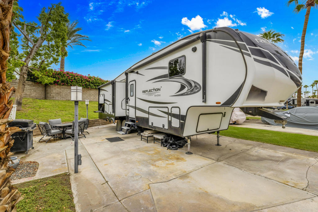 MLS #219134757PS image #2