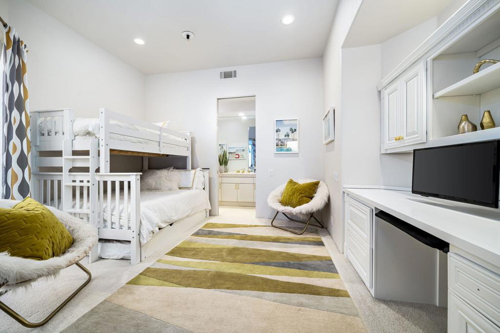 MLS #219134781DA image #17