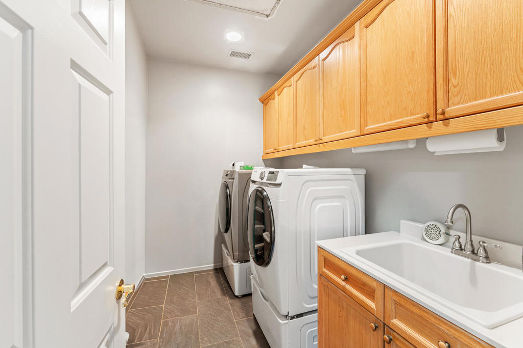 MLS #219134802DA image #5